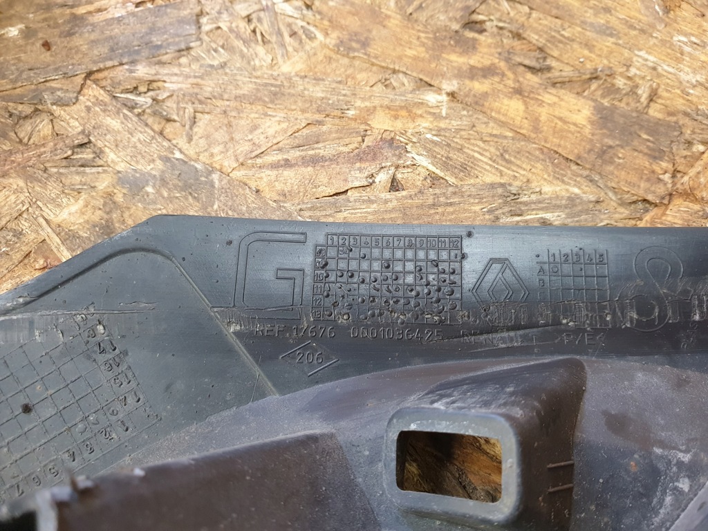 фото №5, Renault master iii противотуманная фара левый кронштейн 8200002469