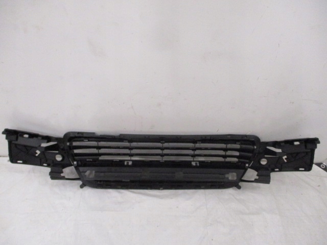 фото №11, Peugeot 5008 lift решітка радіатора решітка радіатора бампера передній