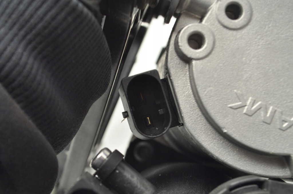 Купить Jaguar xj x351 рестайлинг  компрессор подвеска gw93-3b484-ac