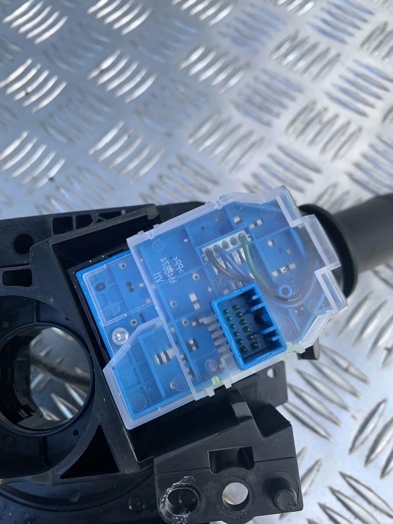 фото №10, Переключатель комбинированный лента jazz v 20-