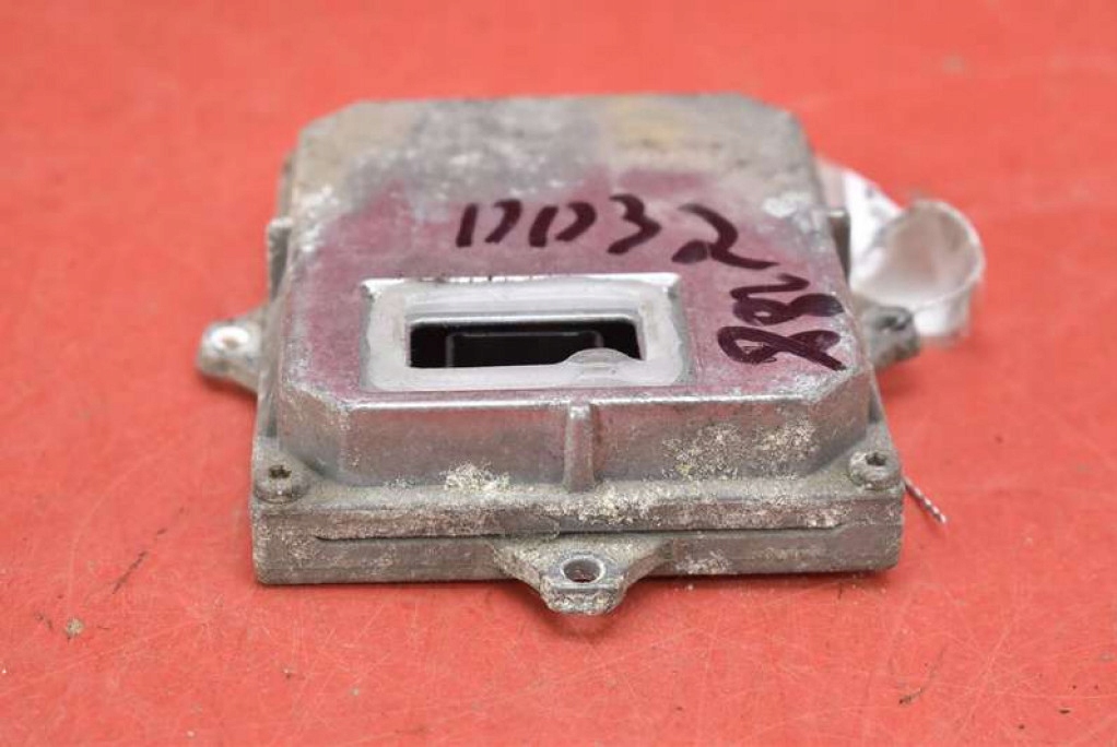 фото №6, Перетворювач ксенон ксенон права 1307329086 mazda 6 1 i gg 02-05