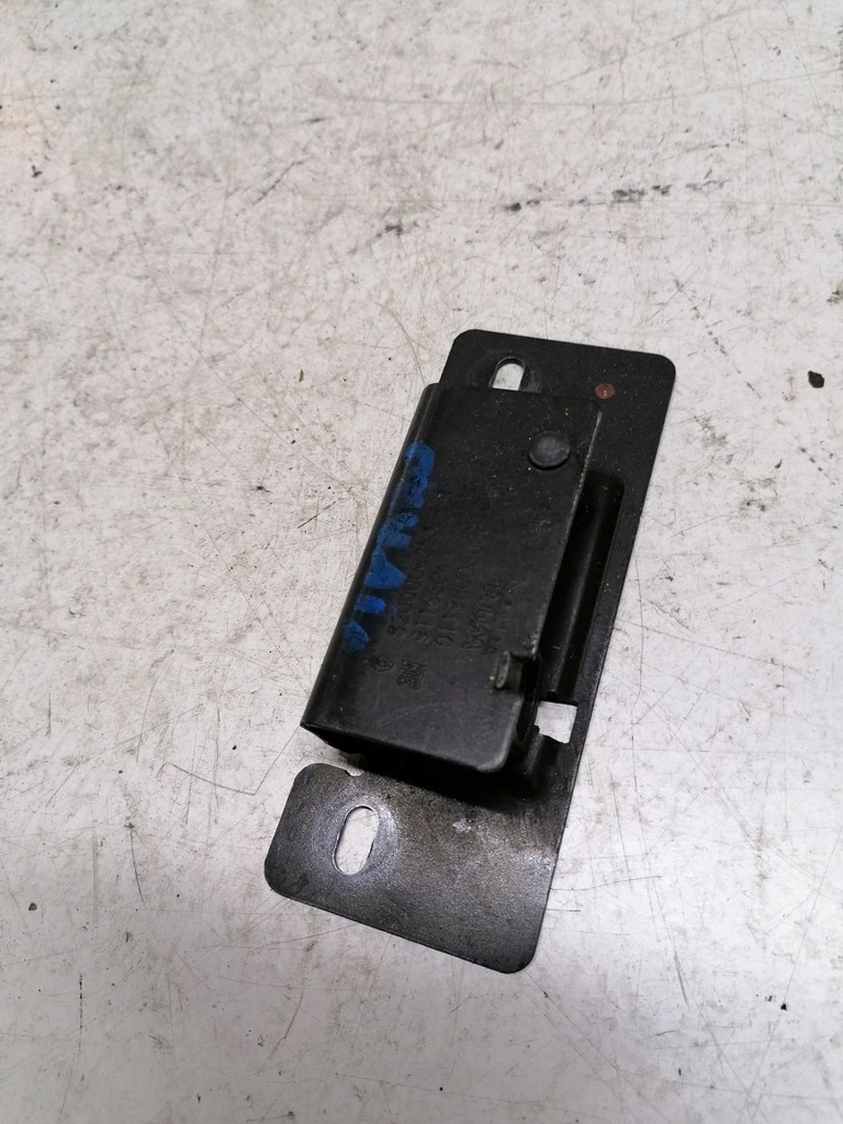 фото №1, Засувка двері задня opel vivaro