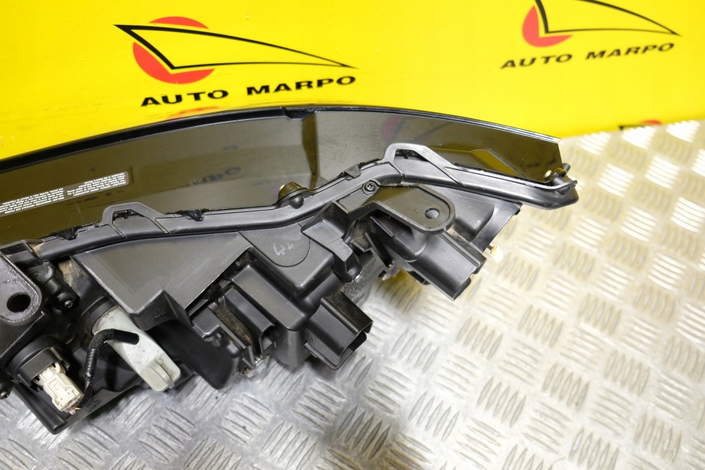 Lexus is is200t is250 is300h is350 2021- фара фара led r америка Ціна