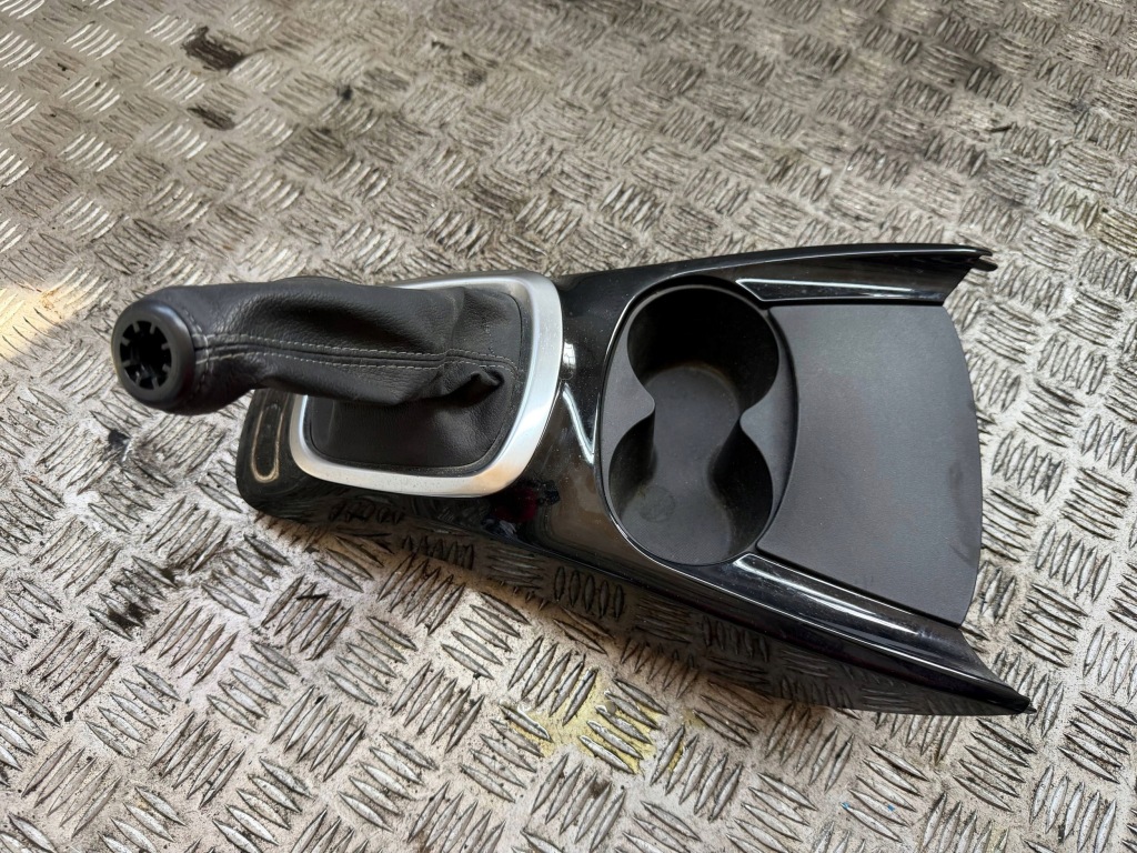 фото №1, Рамка захист чохол передач toyota yaris iii