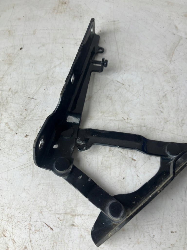 Петля капот лівий tesla model s pmbl Доставка