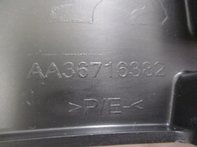 фото №9, Peugeot 5008 lift напрямна кронштейн бампера правий