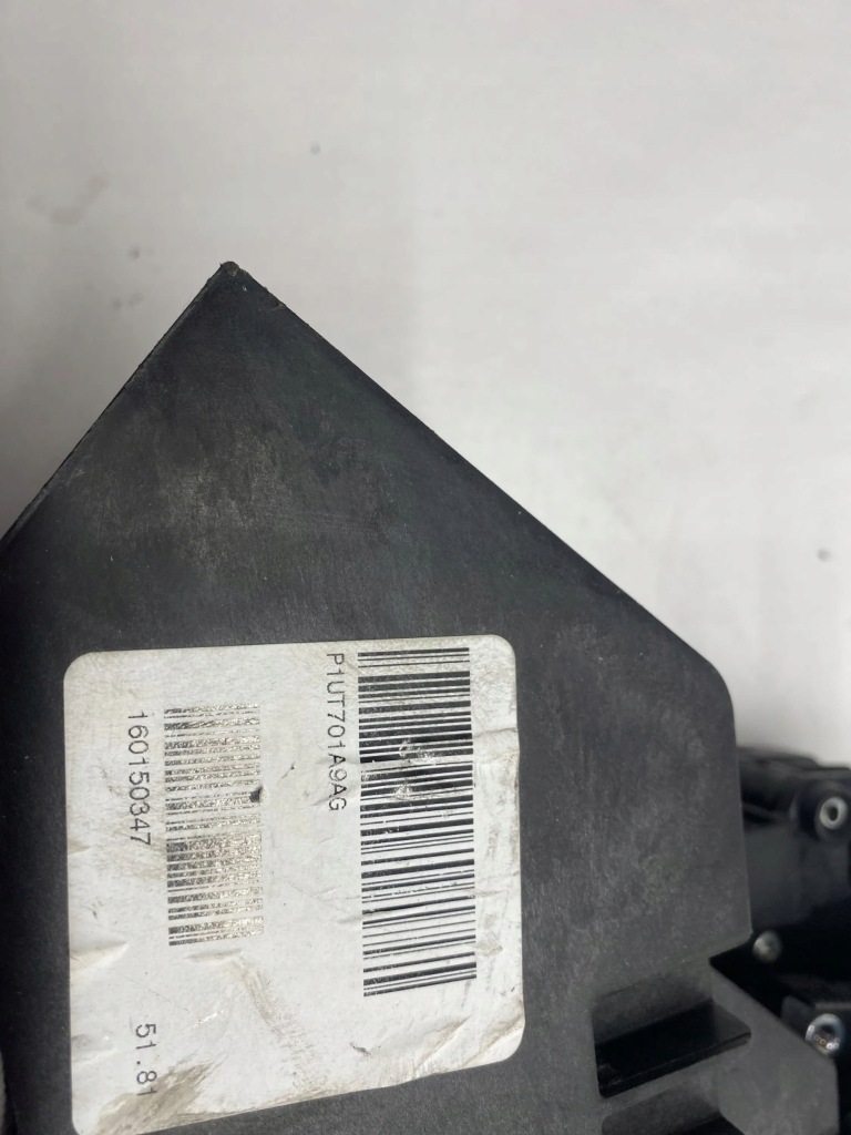 Jeep cherokee кулиса переключения передач gear shifter p1ut701a9ag 2015 Цена