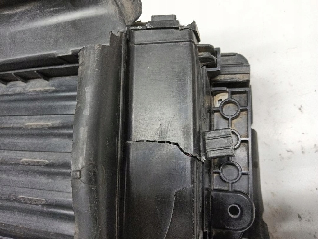 фото №14, Шторка впуск воздуха skoda octavia iv 5e122327