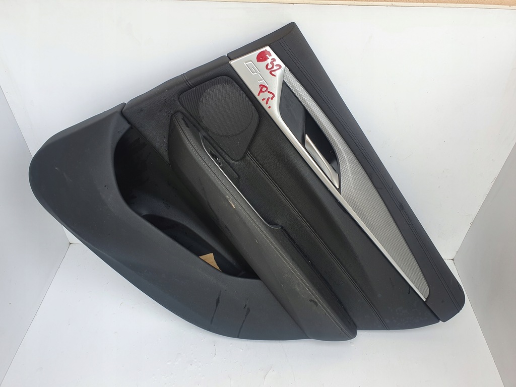 фото №1, Обивка дверь bmw 6 g32