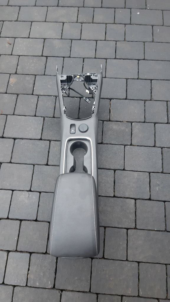 фото №1, Туннель подлокотник astra k eu