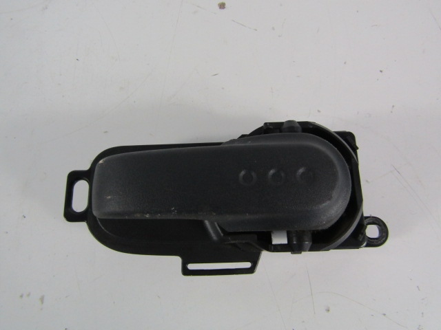 фото №1, Nissan note i e11 ручка внутренняя дверь правая перед 06-08 5d