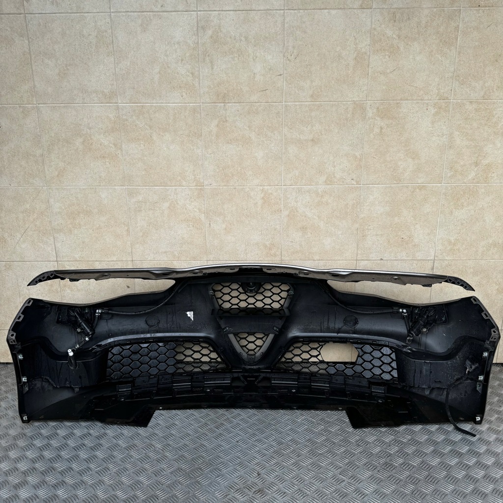 фото №5, Бампер передній kompletny alfa romeo giulia 2017 rok ксенон