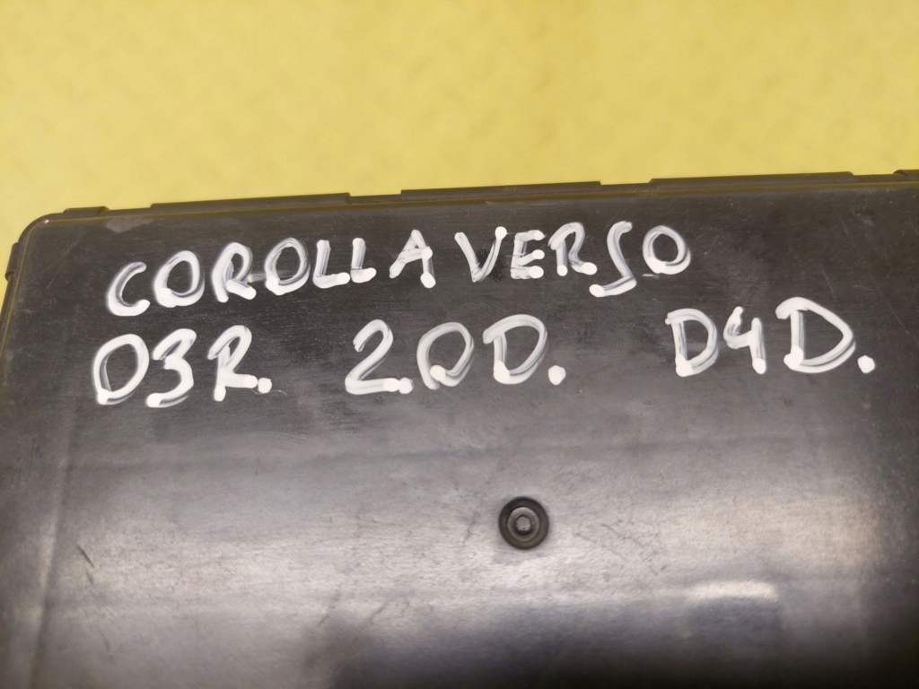 Купити Toyota corolla verso 2.0 d4d насос abs 4451013070