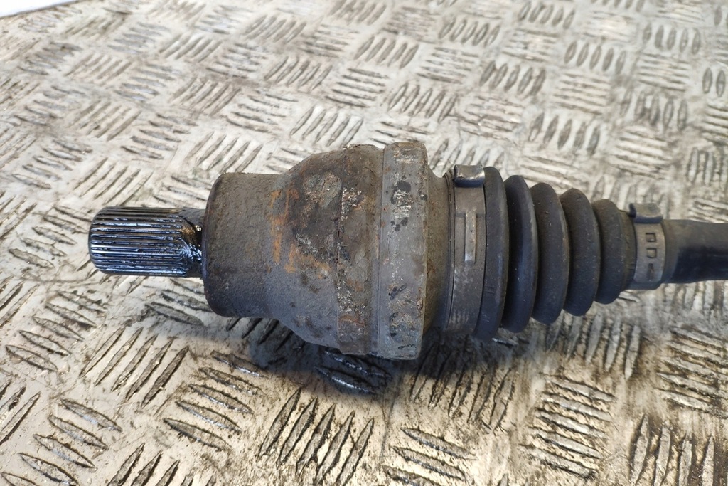 фото №8, Półośka задня права volvo xc90 i p30735565 2.4l дизель 136kw 2006