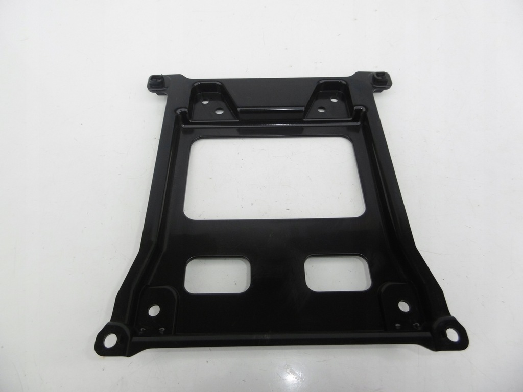 фото №1, Кронштейн кронштейн радіо volvo s60 iii v60 ii 18-