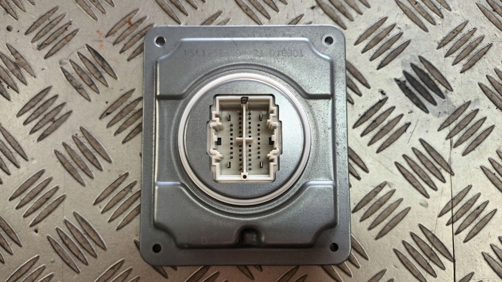 фото №8, Преобразователь модуль led ford kuga iii 19- focus