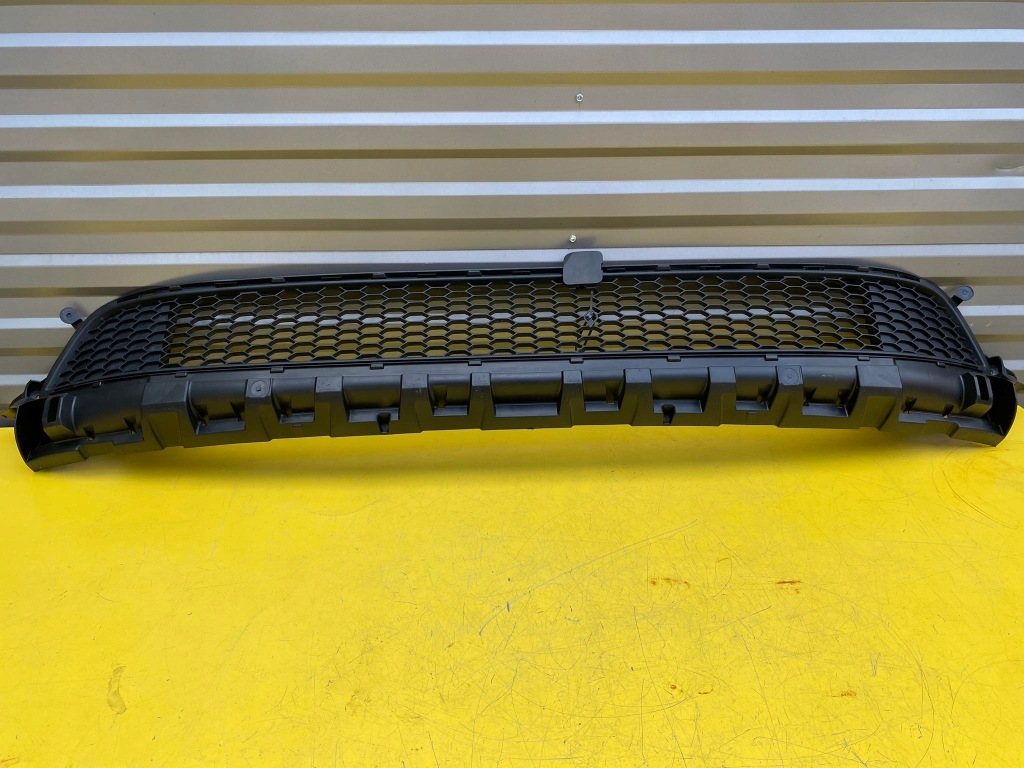 фото №1, Renault trafic iii решітка бампера