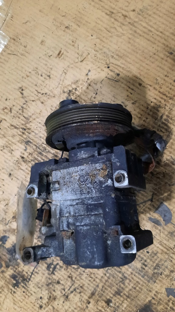 фото №2, Компресор кондиціонера mazda premacy 2.0b