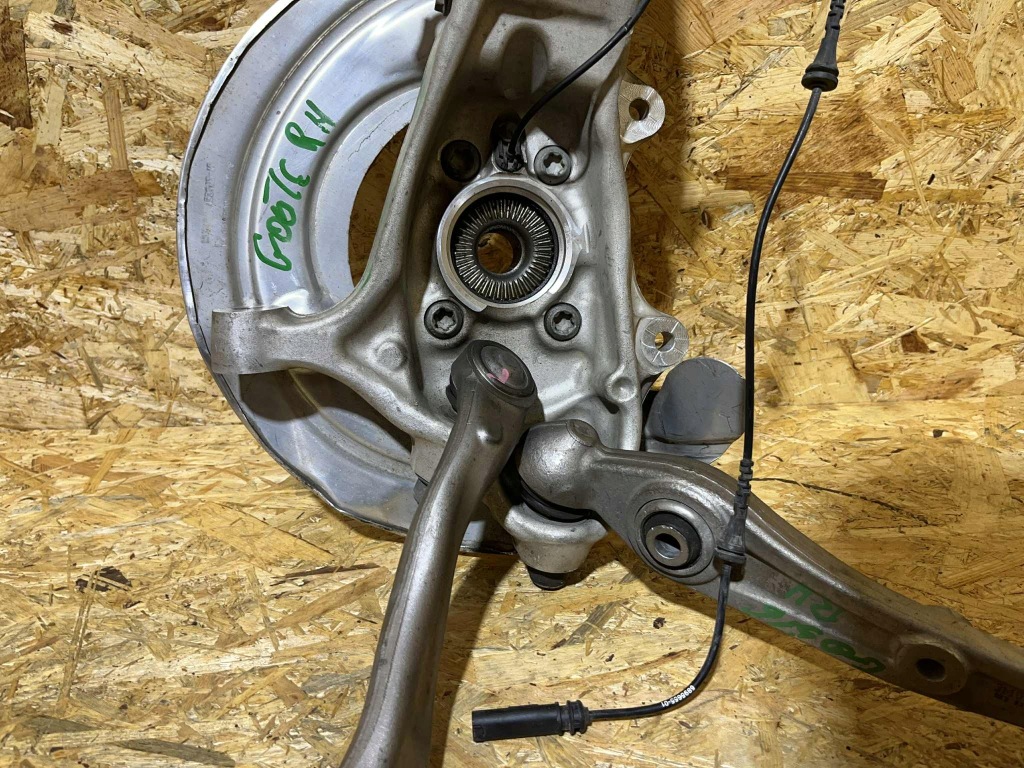 Ліва або правий поворотний кулак ступиця важелі bmw x5 g05 x6 g06 23r 8km nówka в Україні