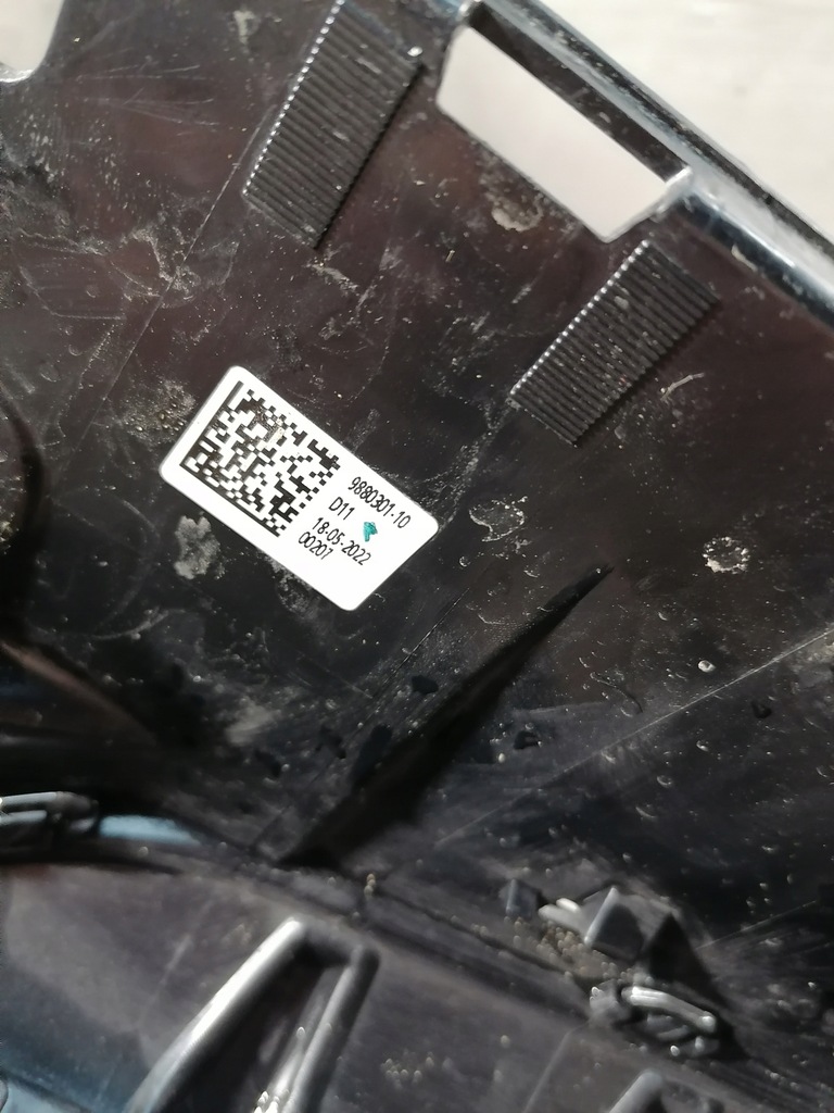 фото №12, Leon iv решётка средняя бампер перед 5fa853667