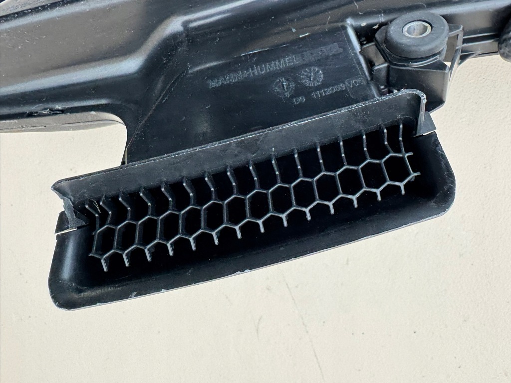 Купити Bmw f39 f45 f46 f48 2.0 труба повітрозабірник повітря 8576980