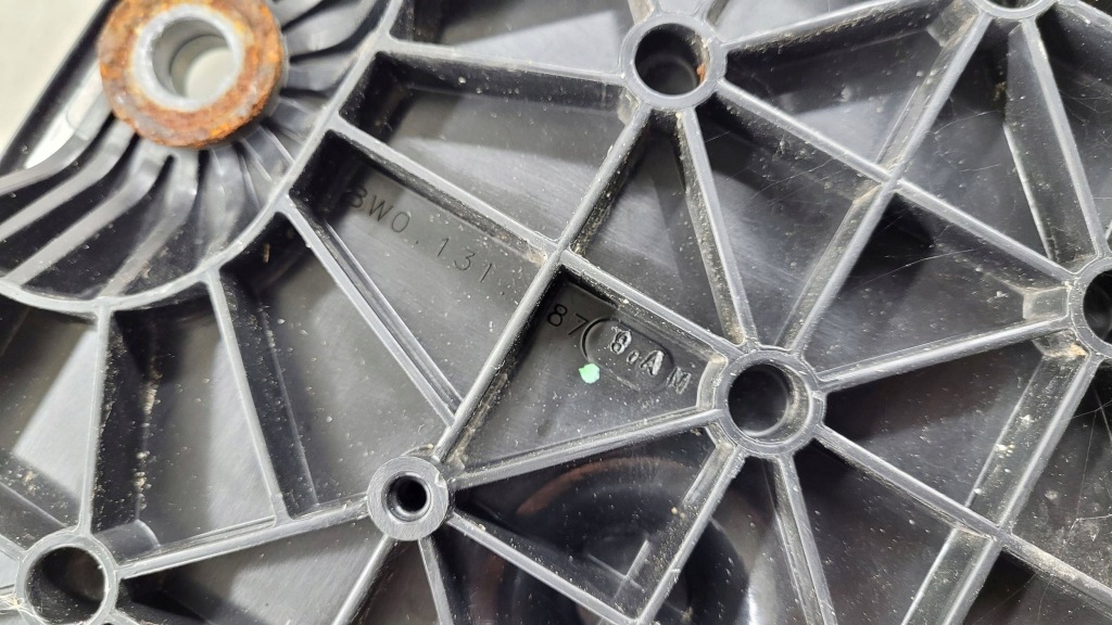 Audi a4 b9 бак adblue Доставка