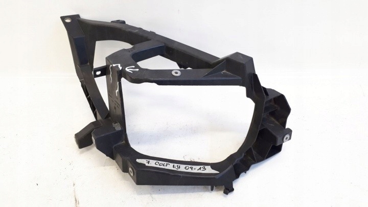 фото №1, Mitsubishi colt 2009 lift панель фари правий перед