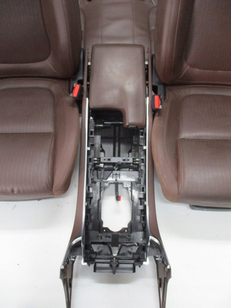 фото №11, Сиденья обивка кожа jaguar xe 15r