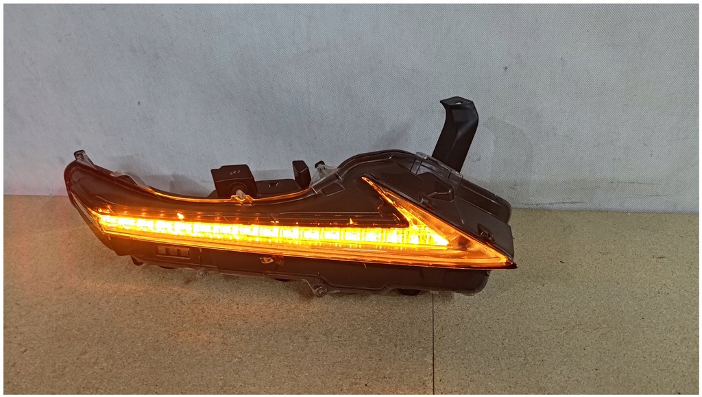 фото №1, Lexus nx lift led drl поворотник dynamic плаваючий передній правий orygina