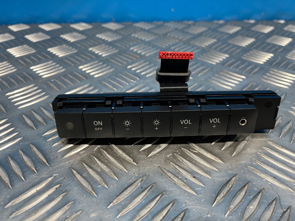 фото №1, Mercedes gl ml w164 x164 перемикач monitora dvd