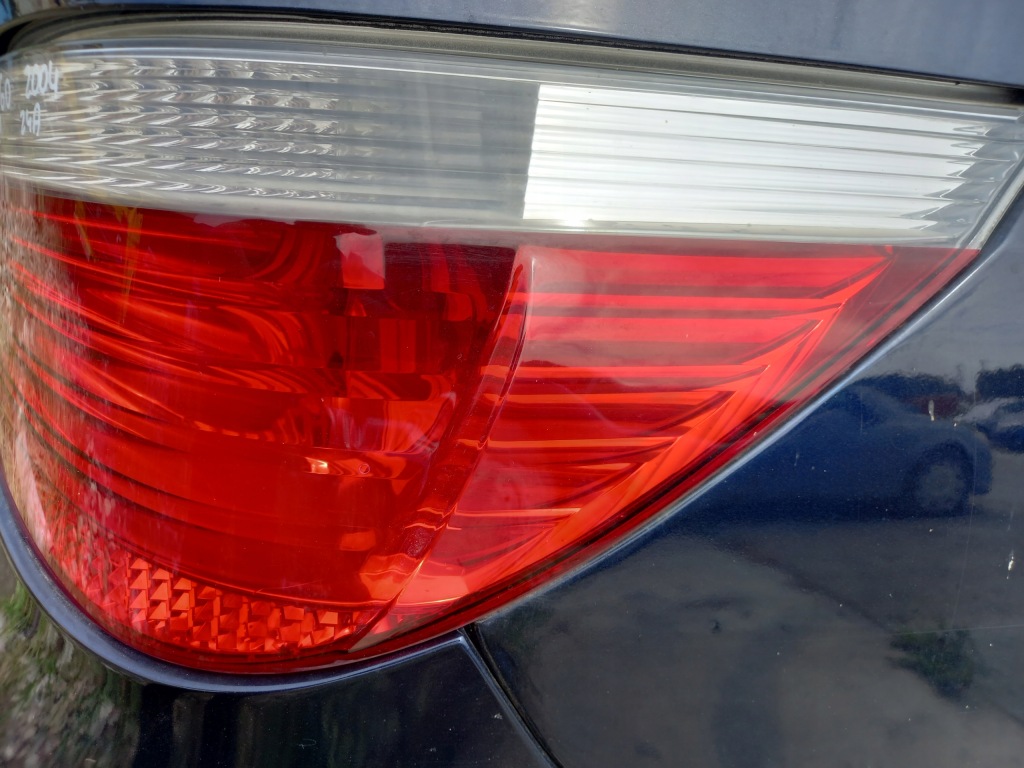 Bmw 5 e60 лампа правый задний  правая задняя Недорого