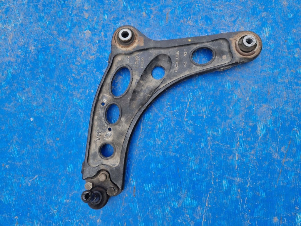 фото №3, Рычаг левый renault trafic iii 2014r-