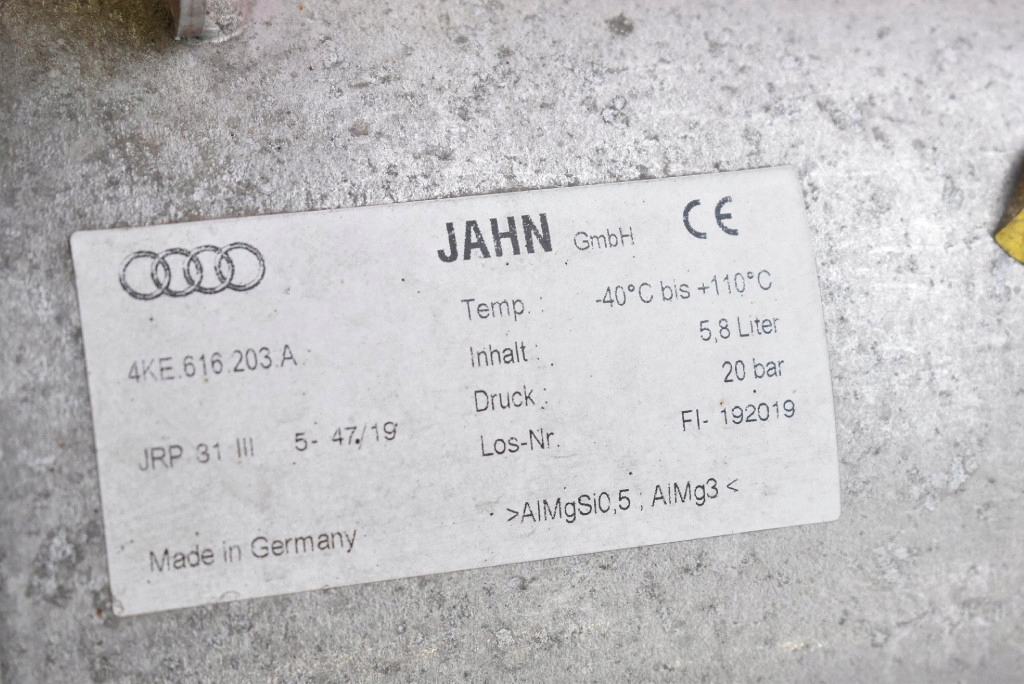 Бак воздуха подвеска левый 4ke616203a audi e-tron 55 408 km 18-21 с Разборки