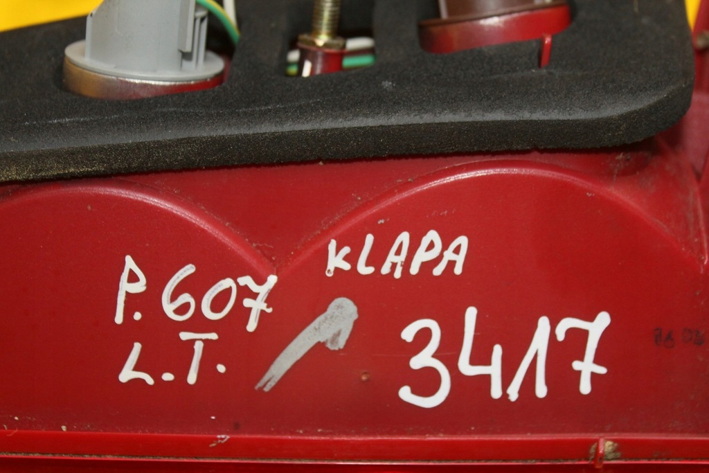 фото №8, Лампа левый задняя крышки peugeot 607