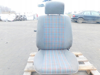 фото №1, Vw golf ii mk2 83-92r 5d сиденье правый перед