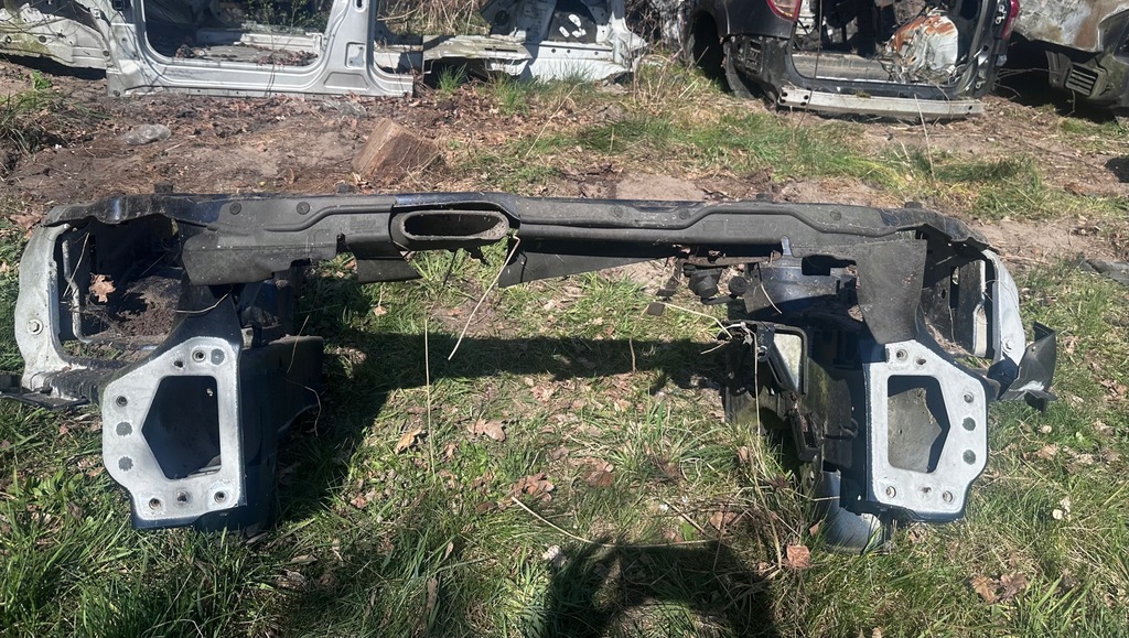 фото №1, Pas передний лонжерон opel vectra c signum панель фары