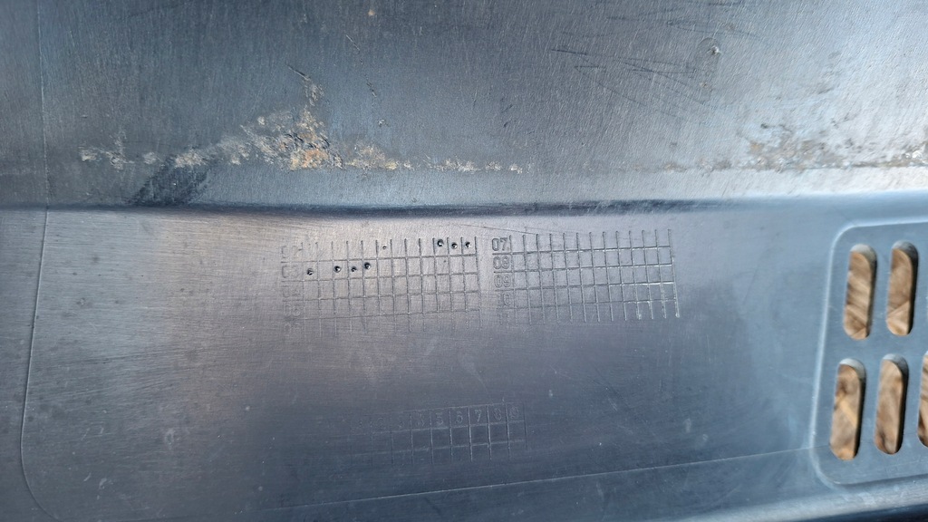 фото №12, Решётка радиатора решётка радиатора перед передний volkswagen vw multivan t5 7h5 оригинал 7h5807101