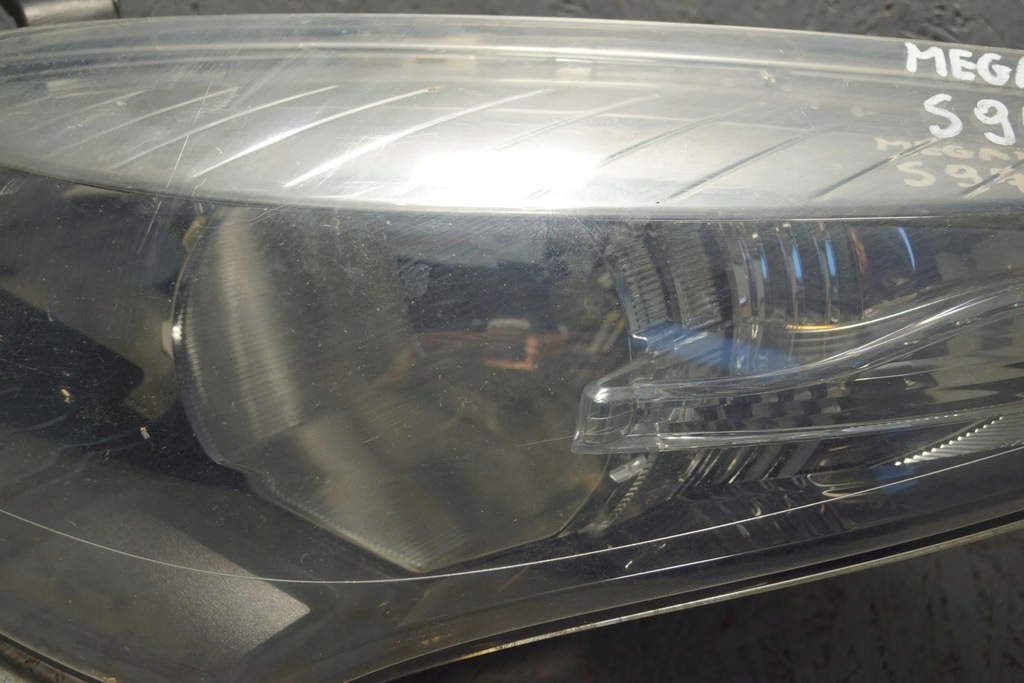 фото №7, Лампа левый перед renault megane iii s975