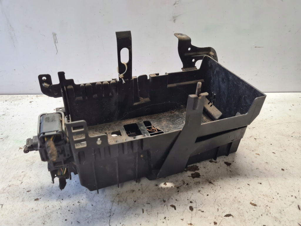 фото №1, Opel astra j основа акумулятор лоток акумулятора