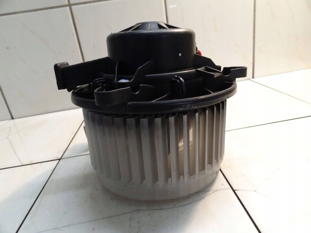 фото №7, Opel insignia a 2017 2.0 d вентилятор обдув обігрівача 13263279b