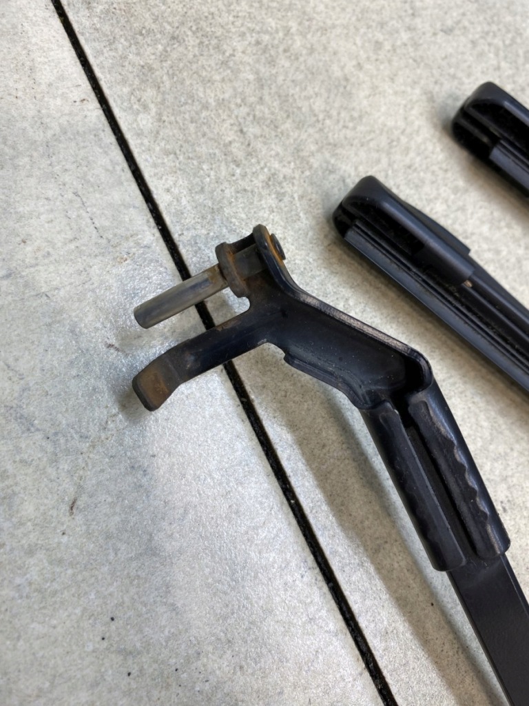 фото №4, Важіль двірники перед espace iv 8200014895e