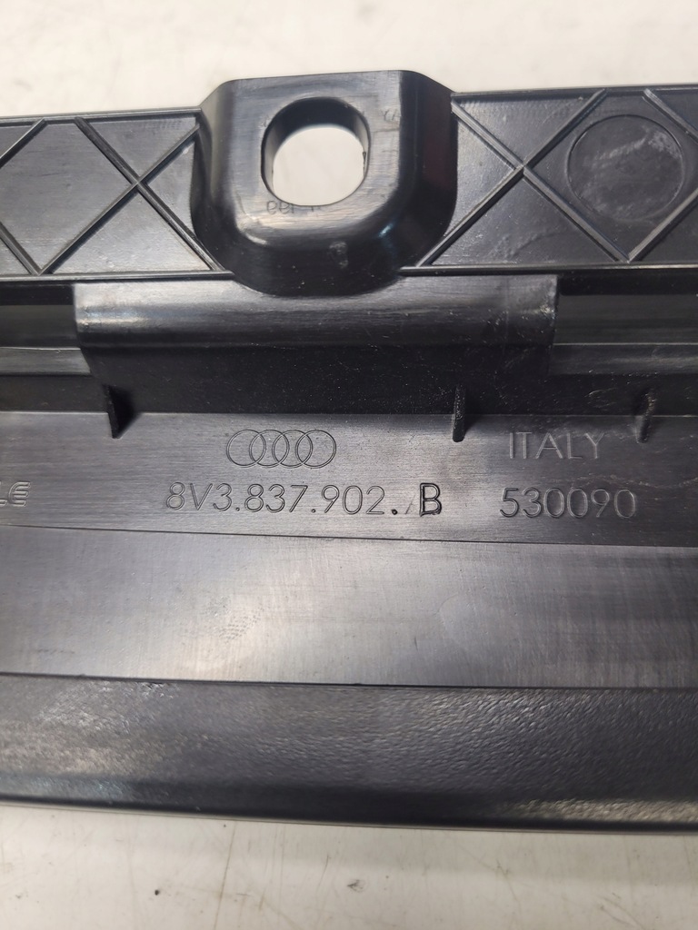 фото №6, Накладка захист стійка права audi a3 8v 8v3837902b