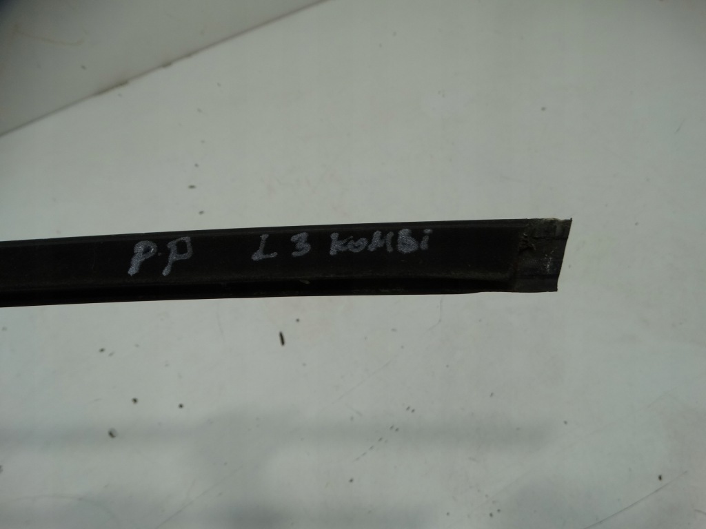 фото №7, Молдинг дверь хром правый перед laguna iii kombi