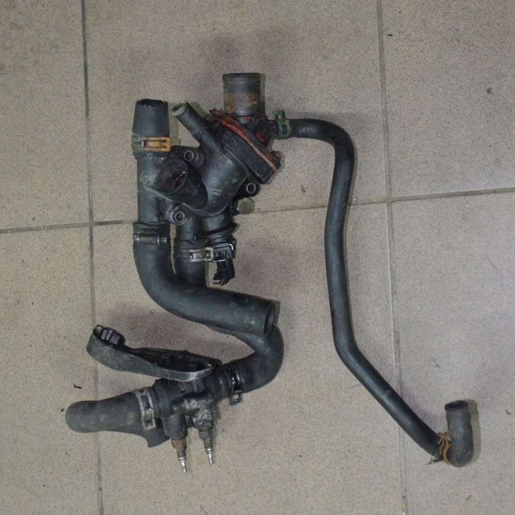 фото №1, Renault корпус термостата 7700866730 1.9 dci