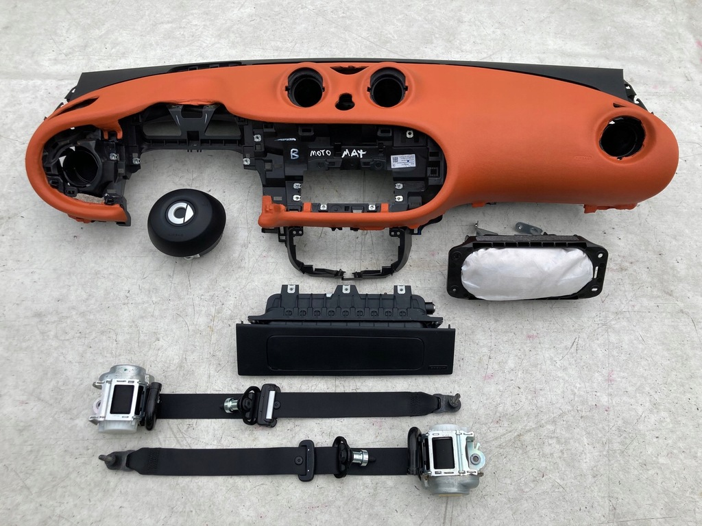 фото №1, Smart 453 панель приладів панель приладів консоль подушки безпеки ремені