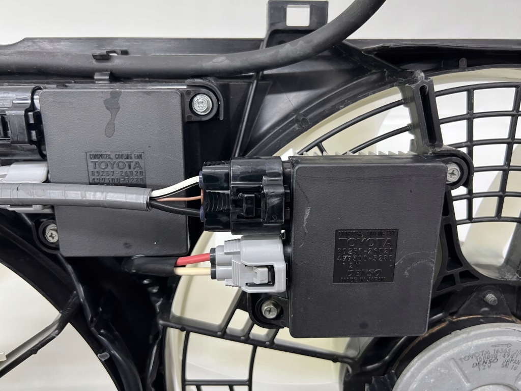 Lexus rx450 3 рестайлінг  hybrid вентилятор радіатора в Україні