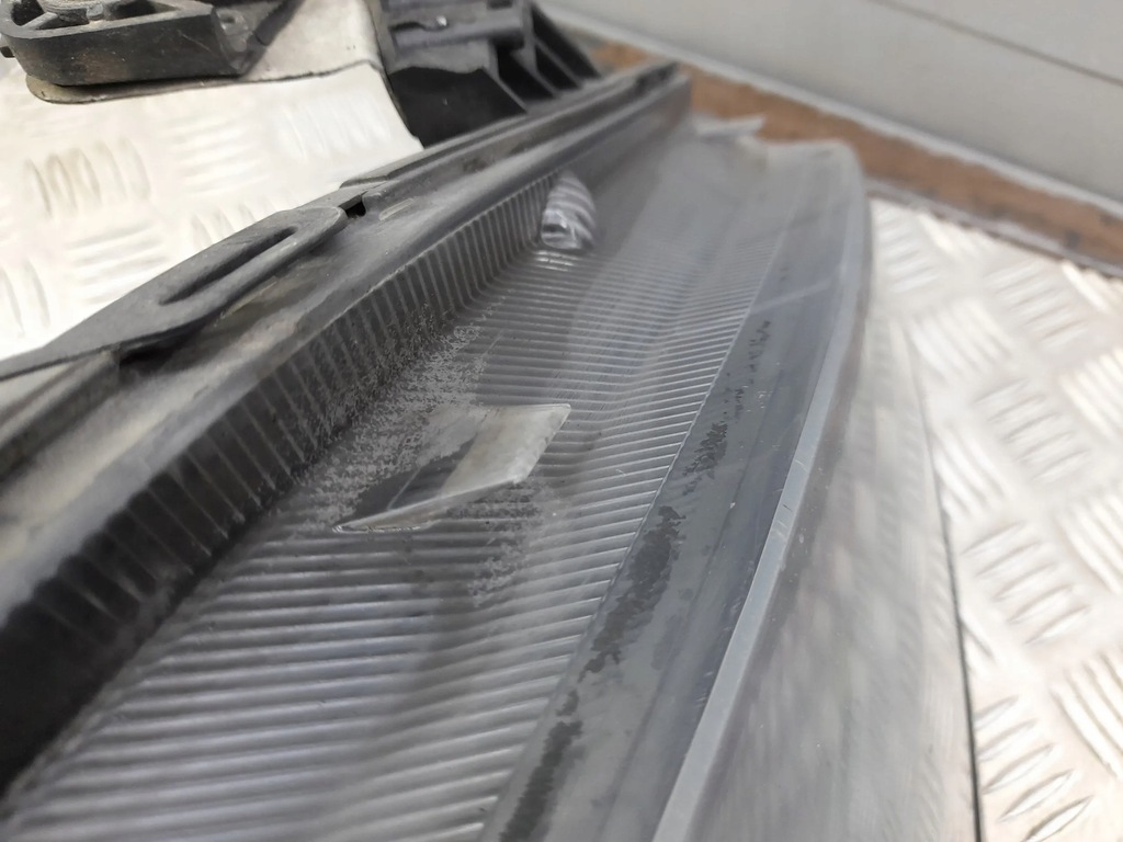 фото №8, Chrysler pacifica 68228944ac права лампи передні