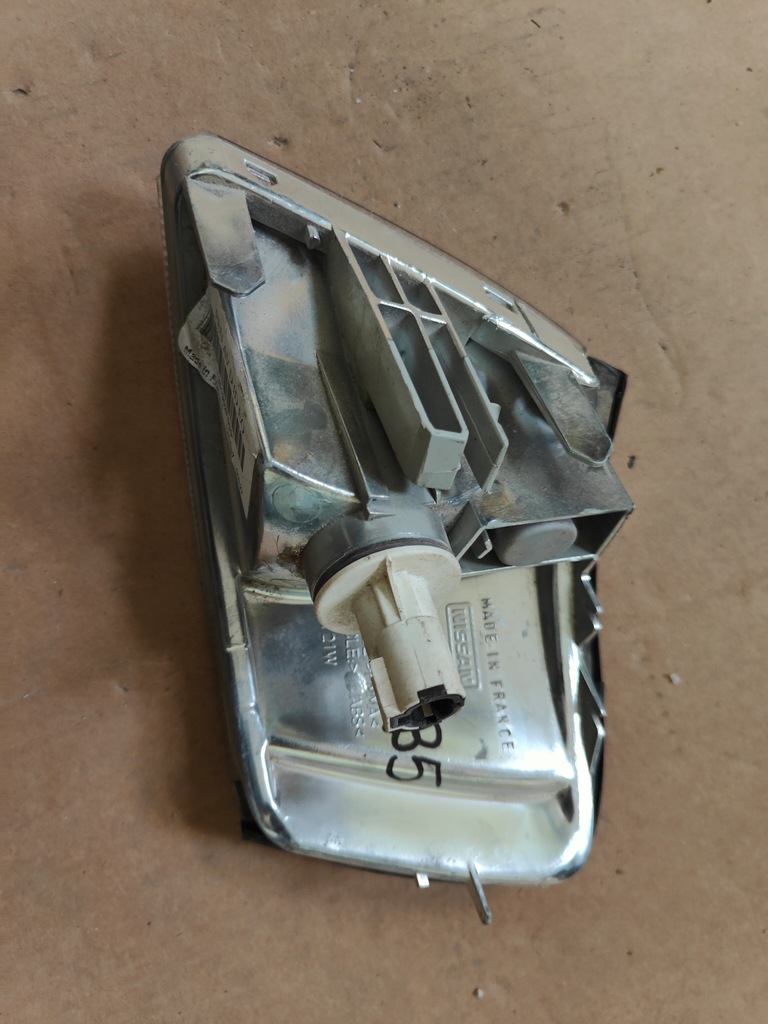 фото №6, Поворотник правий nissan primera p11 11.96- 261302f000