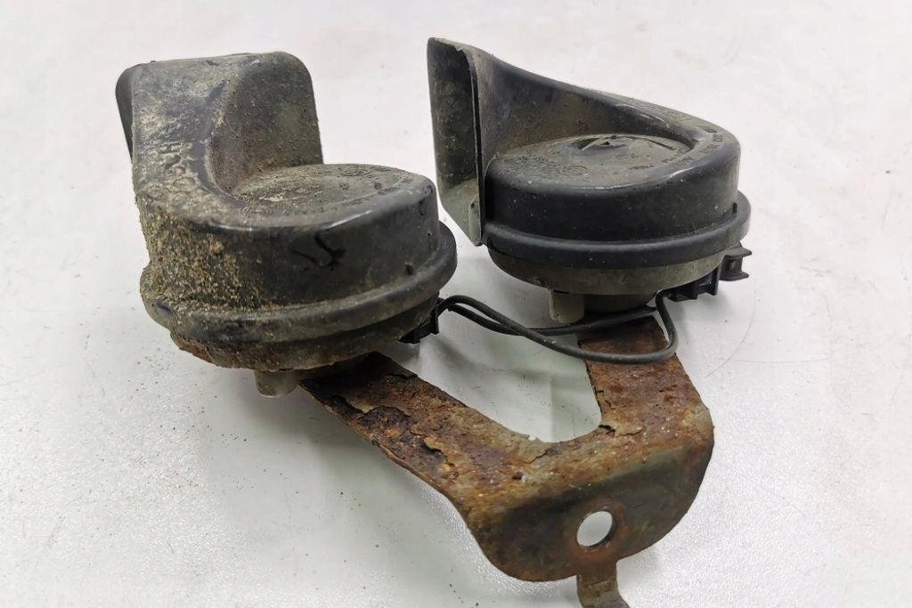 фото №7, Клаксон chrysler voyager iv rg, rs ch2143 2.8l дизель 110kw 2007