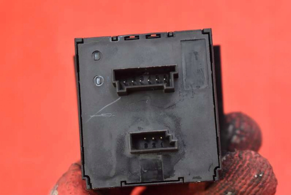 Выключатель света аварийных 6945652-01 bmw e93 e92 04-10 Киев